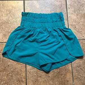 Never worn! Size medium